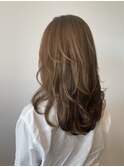 ロングレイヤースタイル♪大人ベージュカラー