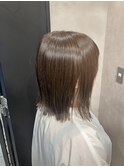 切りっぱなしボブ×グレージュ
