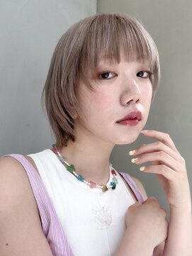 ギークス(GEEKS) 【GEEKS渋谷】秋カラー/初ブリーチ/ミルクティーベージュ/ウルフ