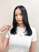 リルアーチ(Lillarch)&nbsp;レイヤーカット/髪質改善/イルミナカラー/韓国風/ブルーブラック