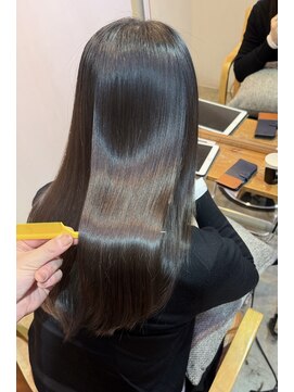 ネウィ ハウオリ 札幌駅前(newi hau'oli) 髪質改善ストレート