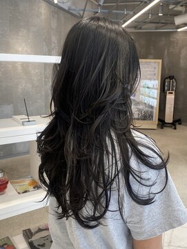 ピークアブー 原宿ハラカド(PEEK-A-BOO) 海外風レイヤーロングミディアムハッシュカットウルフバタフライ