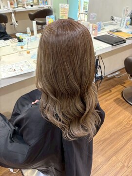 キャパ(CAPA) 透明感ベージュ×韓国風レイヤーカット(茅ヶ崎/20代/韓国ヘア)