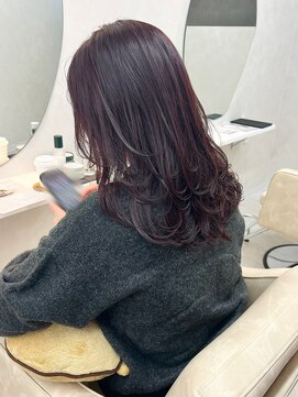 ラル(Lalu) カシスブラウン/レイヤー/レイヤーカット/カラー/ブリーチなし