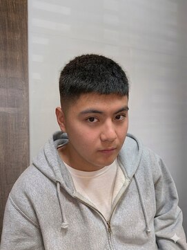 ワンワンオー バーバーショップ コンチネンタル(@110 BARBER SHOP continental) クロップフェード