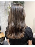 黒染め履歴あり　なじませロングアンブレラカラー　グレージュ