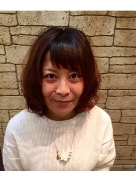 バロウ(Burrow) ふんわりボブスタイル