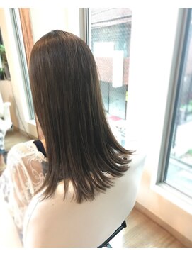 ロカット サロン(Roquat Salon) イルミナカラーで艶ロング【イルミナカラー　立川/立川南口】