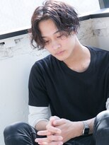 ディッセンバー 渋谷(December)&nbsp;【December】スパイラルパーマ　トランクスヘア　センターパート