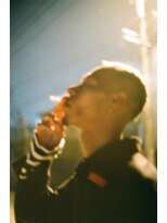 メリケンバーバーショップ フクオカ(MERICAN BARBERSHOP FUK)&nbsp;ソフトツーブロックフェザーマッシュくせ毛風パーマbb14