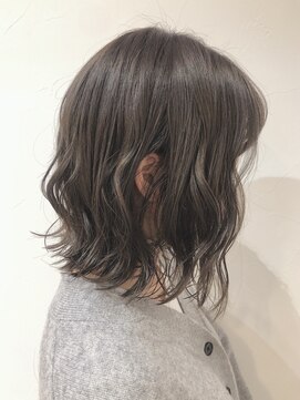 シームリー 千田町店(Seemly) ミラーグレージュ