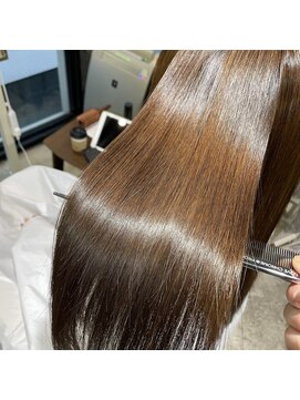 サロンドミルク 原宿(salon de MiLK) 癖、うねりは美髪矯正！艶のある毎日へ