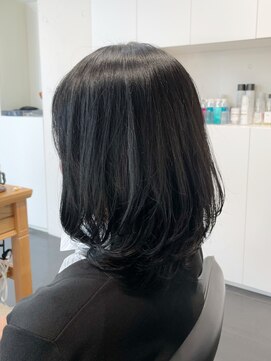 エムプラス 二子玉川(Mplus) 大人女性の40代スタイリング簡単巻き髪風スタイル 夏目サトル