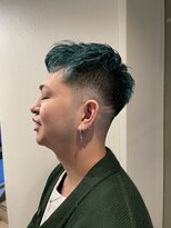 ミリオンバックス 上野(Million Bucks) 派手髪フェードスタイル