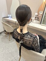 ミラ(Mila)&nbsp;大人かわいい＊シンプルローポニー