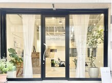 アーネヘア(aane hair)の雰囲気（路面なので、カーテンを閉めて人目を気にせず施術も出来ます★）