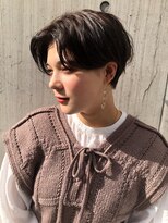 毛流れパーマ　ハンサムショート