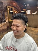 松岡蘭丸が作るデザインパーマ