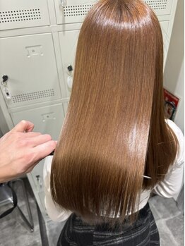 キートス 高知店(kiitos)の写真/【関西大人気サロンが高知に上陸】再現性の高いカットにプラスして,髪質改善もお任せください◎