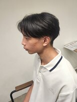 ニアウ 伊勢崎連取店(Niau)&nbsp;刈り上げショートセンターパートニュアンスパーマ