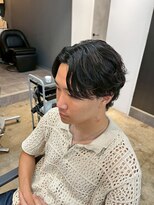 オゼル(OZEL)&nbsp;【センターパートマッシュ】抜け感×色気を纏う上品メンズカット