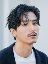 レタッチバイフィフス(RETOUCH by fifth) 原宿センターパートウルフメンズ緩めシャドウパーマルーズパーマ