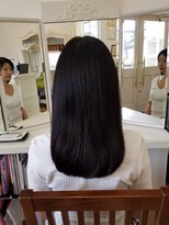 ルーミールーム(RoomieRoom)&nbsp;髪質改善に向けたトリートメント/髪と頭皮に水を吸わす！