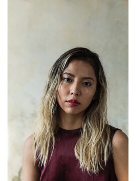 バルベストーキョー(BARBES TOKYO) 【BARBES 和泉佳奈】デザインカラーラフウェーブ1