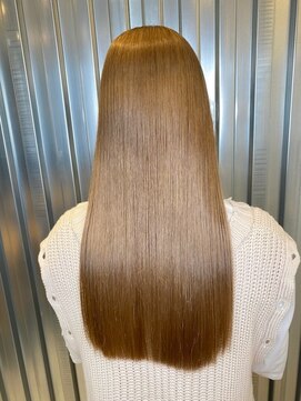 ジーナ 船橋(Zina) 小顔セミウェットウェーブピンクベージュハイライトカラー