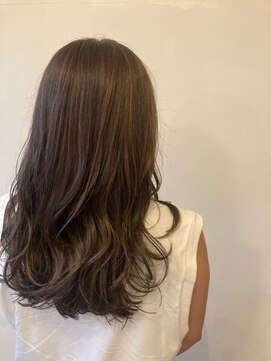 ホットドッグ(Hot Dog) マッシュ/くびれヘア/メルティカラー/プレミアムカラー[平塚]