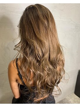 アルカナ 明治神宮前原宿(ARCANA) ミルクティーベージュ　ホワイト　ハイライト　インナーカラー