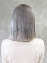 アルバム 渋谷パルコ(ALBUM) ホワイトシルバー_セクションカラーペールベージュ_ba384091