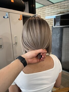 ラフ(LAFF) #黒髪#ボブルフ#ネビージュ#小顔#ワンレン