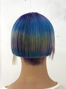 クク(QUQU) ミニボブ　ブルー　デザインカラー