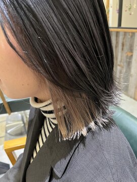 テラス ヘアアンドボタニカル(terrace) インナーカラー/20代30代40代/姪浜