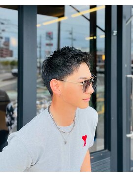 スター(STAR) アップバング風/束感ショート/ツーブロック/オシャレ感/メンズ