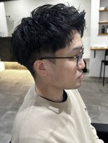 ヒュイル バイ ニアウ(Hwyl by Niau) メンズアップバングパーマシャドウパーマスパイラルパーマ