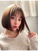 切りっぱなしパツっとボブ