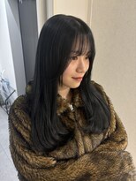 ユーフォリア 渋谷グランデ(Euphoria SHIBUYA GRANDE) レイヤーカット ブルーブラック 艶カラー