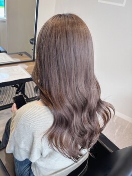再現性と似合わせを重視したカット技術で、サロン帰りの仕上がりが続く♪毎朝のスタイリングが楽に。