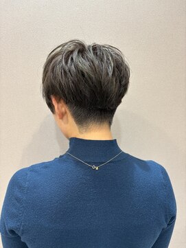 リヴナ(Livna) 刈り上げクール女子◎