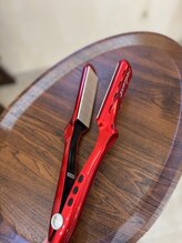 縮毛矯正に使用しているアイロン