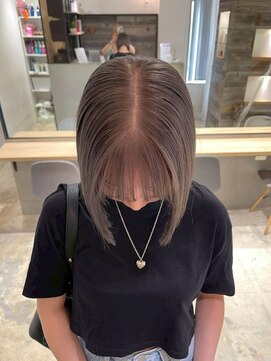 シェノン バイ アランスミシー 表参道(CHAINON by Alan smithee) 表参道/クラゲヘアー/オリーブグレー/小顔/ココアベージュ/渋谷