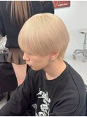 渋谷駅MEN’S/ケアブリーチダブルカラー/刈り上げセンターパート