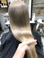 トルネード(TORNADO)&nbsp;外国人風 ホワイトブロンド ホワイトアッシュベージュ  M326