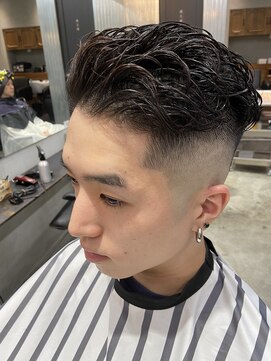 エフエム 明大前(FM) バーバー　刈り上げショート/アップバング/フェードカット