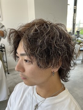 ラヴィズムバイフィフス(LUVISM by fifth) 波巻きパーマツイストスパイラルパーマメンズ万代新潟駅