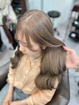 ベレーザ 渋谷(BELEZA)&nbsp;8067ミルクティーアッシュベージュハイトーンカラーワンホンヘア