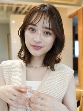 ガーランド (Garland) 大人かわいいくびレイヤー顔まわりレイヤーカットまろベージュ