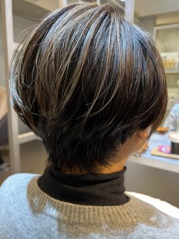 オーラヘアートウキョウ(ola. hair tokyo)の写真/白髪ぼかしハイライトが得意♪"ダメージレス×お洒落"なワンランク上の仕上がりを叶え,あなただけの色味に*